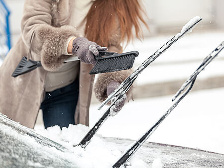 Conseils de dégivrage pour l'hiver - Voici comment dégivrer ton pare-brise!